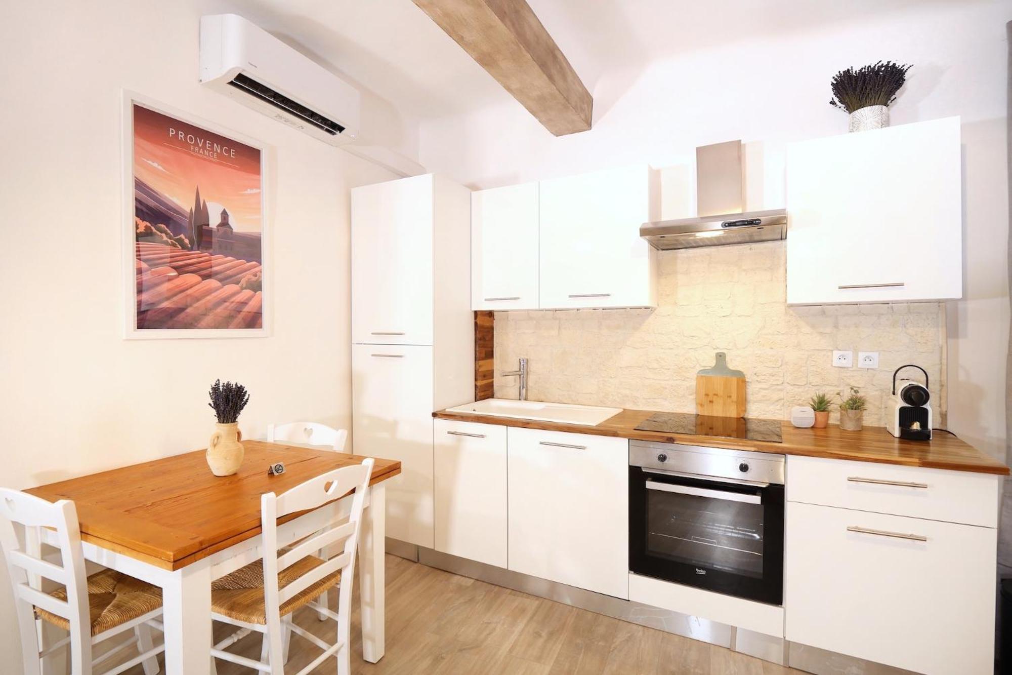 Appartements Premium En Hyper Centre Ville Brignoles Buitenkant foto